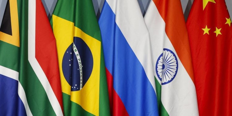 İran’ın BRICS üyeliği başladı