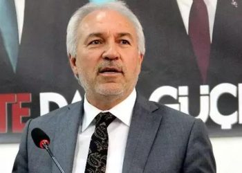 Kamil Saraçoğlu kimdir, kaç yaşında ve aslen nereli? İşte, siyasi hayatı ve mesleği