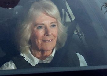 Kral Charles ameliyat oldu… Camilla onsuz kalamadı… Dayanamayıp 24 saatte 3 kere hastaneye gitti