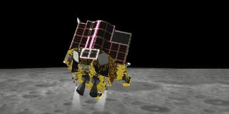 Manzaralar geldi: Japonya’nın uzay aracı Ay’da karşıt duruyor