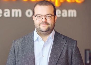 Moda sanayisinin ‘ezberbozan’ı oldu