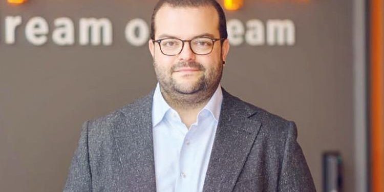 Moda sanayisinin ‘ezberbozan’ı oldu