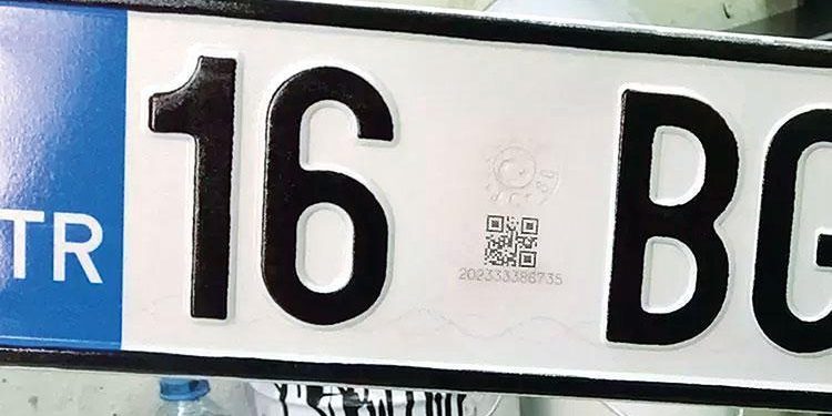 Plakada karekod devri başladı