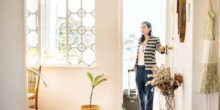 Ruhsatsız yapılara süreksiz izin! Konutların turizm hedefli kiralanması yönetmeliği’nde değişiklik   