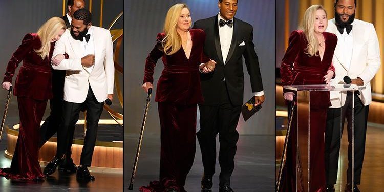 Sahneye bastonuyla çıktı… Hem kendi ağladı hem de salondakileri ağlattı