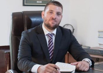 Seçil Erzan’ın eski sevgilisi Candaş Gürol kimdir, ne iş yapıyor? Mesleği ve biyografisi!