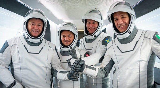 SpaceX Falcon 9 fırlatma roketi nedir, özellikleri neler? Türkiye’nin birinci uzay seyahati Axiom Mission 3 mürettebatı (Ax-3) hakkında bilgiler!