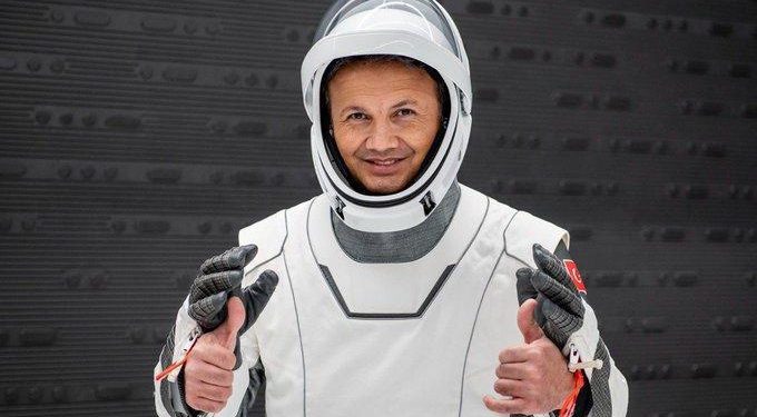 Türk astronot 👨‍🚀Alpet Gezeravcı ne vakit, saat kaçta uzaya gidecek? Uzaya gidiş canlı yayın TV’den olacak mı? İşte uzay seyahatinde son durum bilgileri