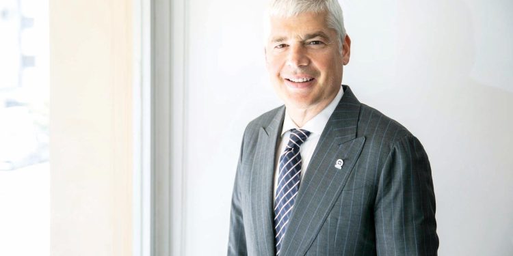 Türkiye’de yılda 1.7 milyon araç satılabileceğini belirten TAYSAD Lideri: İran yapıyorsa biz de yaparız