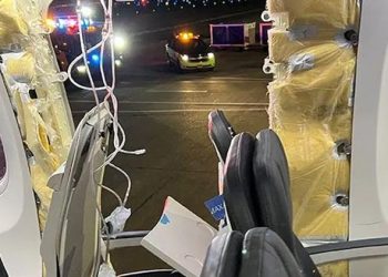 Uçağın acil çıkış kapısı havada kopmuştu, Boeing yanlışını kabul etti