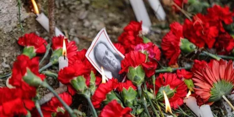 Uğur Mumcu kimdir, ne vakit öldü? Uğur Mumcu vefatının 31.yıl dönümünde kelamları ve fikirleri ile anılıyor