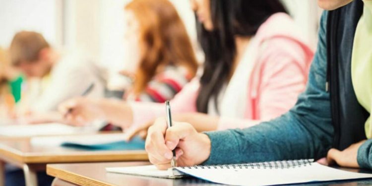 Üniversiteler tatil mi oldu? Bugün üniversitelerde ders var mı? Çanakkale için son dakika açıklama!