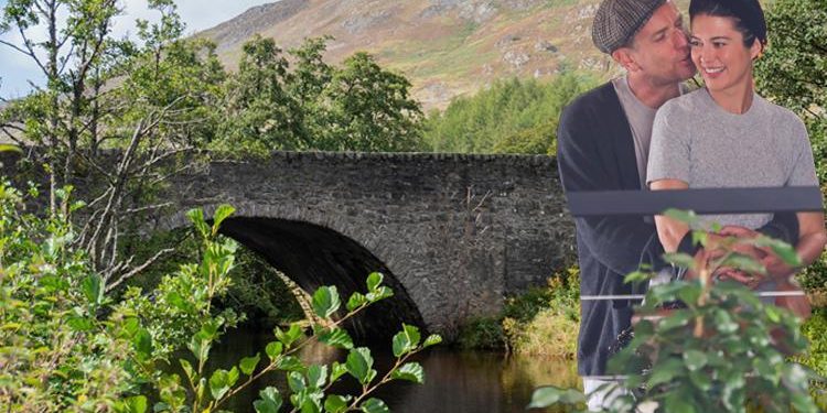 Ünlü oyuncu memleketine döndü: ‘Havasını, suyunu, yağmurunun kokusunu özledim’ demişti