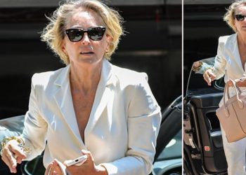 Ünlü yıldız internette tanıştığı adamlarla bile buluşmuş… Ben de aşkı bulacağım, umudumu yitirmedim