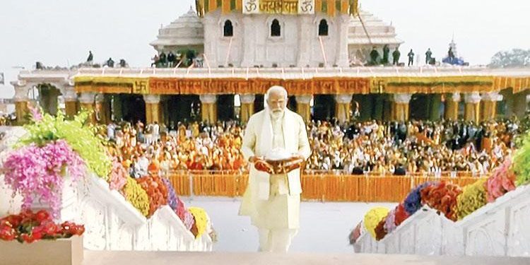 Yıkılan caminin yerine inşa edilmişti: Modi o tapınağı elleriyle açtı