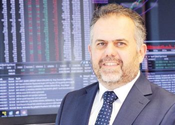 Yıkımın yaralarını bayanları eğiterek saracağız