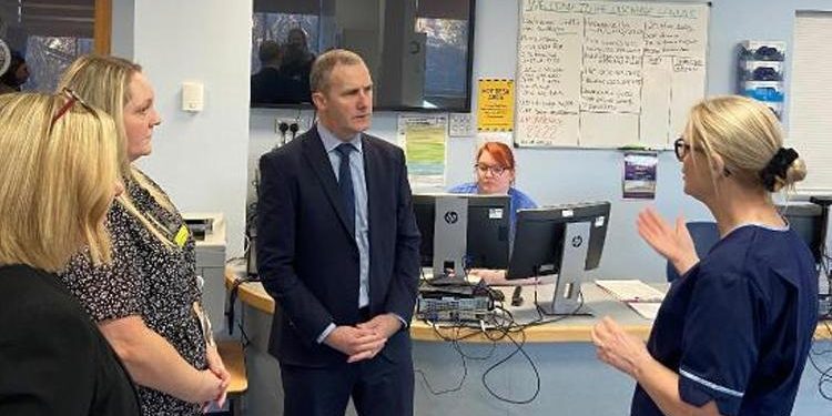 11 bin pound’luk internet faturası istifa getirdi