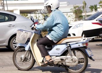 125 cc’ye kadar için geçerli olacak: Araba ehliyeti olan motosiklet kullanabilecek