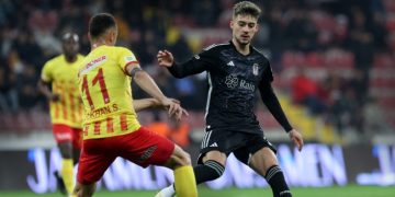 Beşiktaş, Kayseri deplasmanından 1 puanla döndü