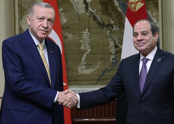 Erdoğan: Mısır ile ilişkileri hak ettiği seviyeye çıkarma gayretindeyiz