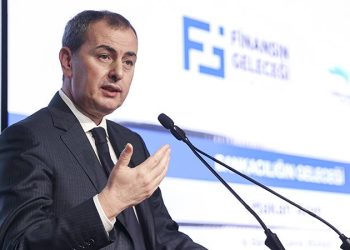 Hakan Aran’dan TCMB’ye kredi kartı uyarısı