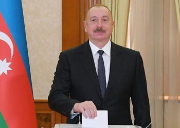 Aliyev oyunu işgalden kurtarılan Hankendi’de kullandı