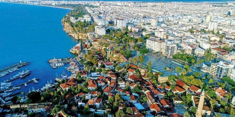 Antalya’dan kaçan Ruslar kiraları düşürdü