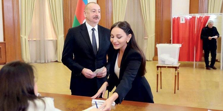 Azerbaycan 5. kere ‘Aliyev’ dedi: Karabağ zaferinden seçim galibiyetine