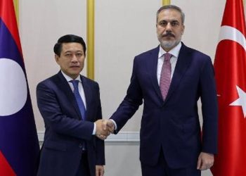 Bakan Fidan, Laoslu mevkidaşıyla görüştü