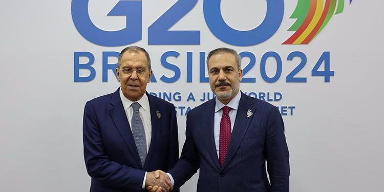 Bakan Fidan Rus mevkidaşı Lavrov ile görüştü