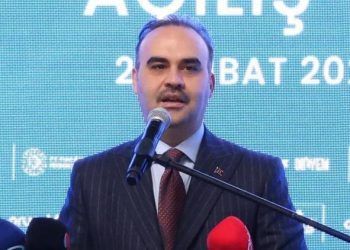 Bakan Kacır konuştu: Türk endüstrisi, global üretim üslerinden biridir