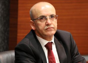 Bakan Şimşek: Spekülasyonlara prestij etmeyin