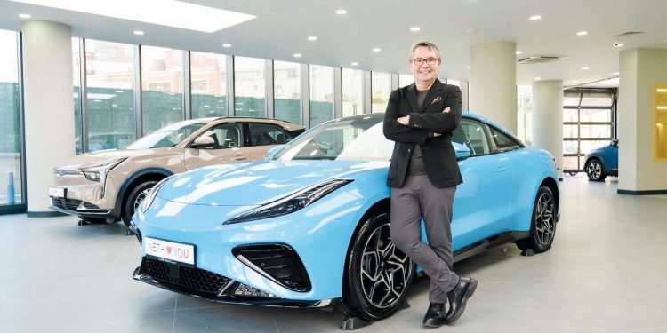 Bildirime karşın yeni Çinliler geliyor