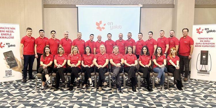 Çalışanlarını ödüllendirdi