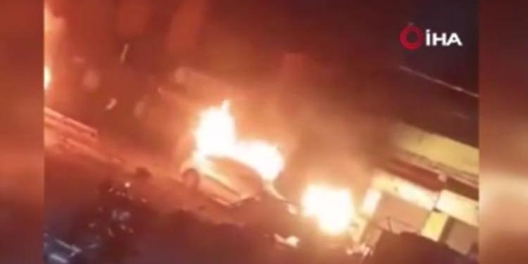 Cami yıkımı Hindistan’ı ayağa kaldırdı, çıkan olaylarda 4 kişi hayatını kaybetti