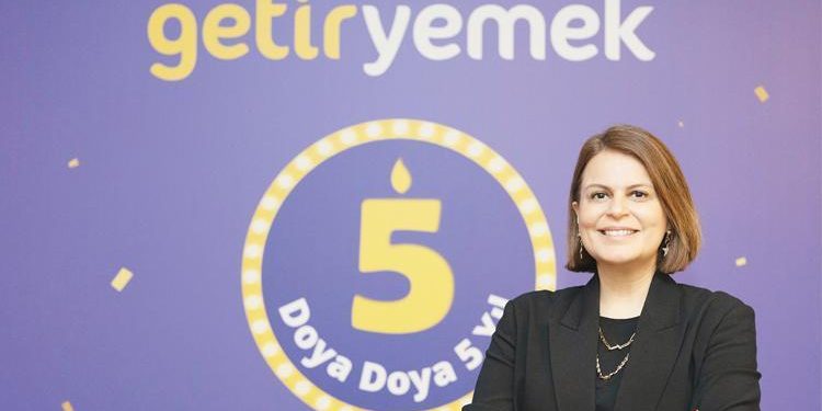 Çevrimiçi siparişin önderi tavuk dürüm