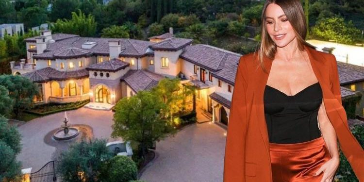 Çocuk isteyen kocasından boşandı, yuvasının kapılarını açtı…  İşte ünlü oyuncunun yalnızlık sarayı!