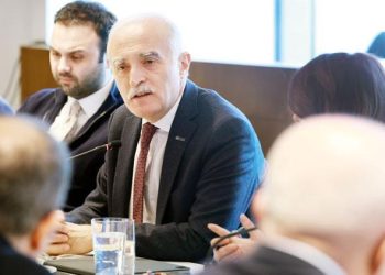 DEİK Lideri Olpak’tan 2024 rotası: Yeni ticaret koridorları radarımızda