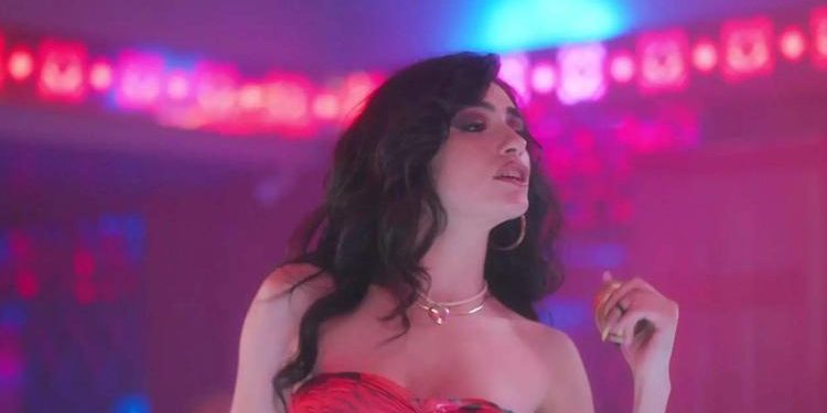 Dilber Meskenin Barkın Yok Mu müzik kelamları | Sincanlı Erkal İnci Taneleri Gemileri Yakarım Dilber müzik kelamları tamamı! Konutun Barkın Yok Mu müziğini kim söylüyor?