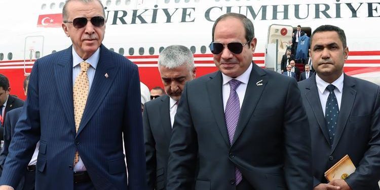 Dünya nefesini tuttu, Kahire tepesini takip ediyor: ‘Bir dönüm noktası’, ‘iki bölgesel güç ortasında büyük adım’