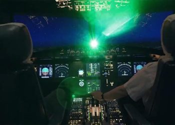 FAA’dan lazer uyarısı! Cezası 31 bin dolar…