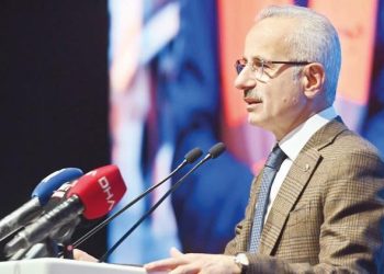 Fiberde 850 bin km gayesi