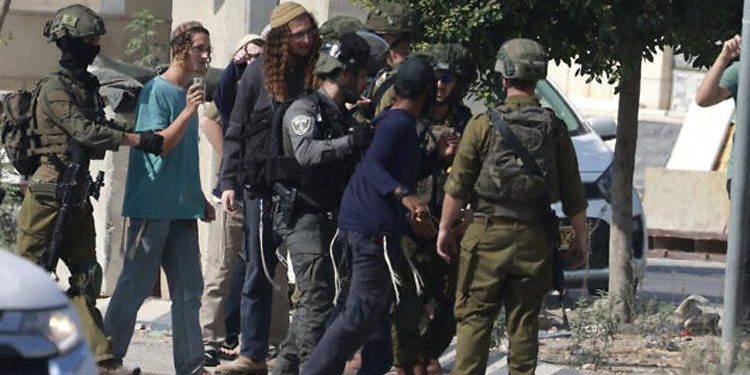 Fransa’dan Batı Şeria’daki Filistinlilere şiddet uygulayan 28 Yahudi yerleşimciye ülkeye giriş yasağı