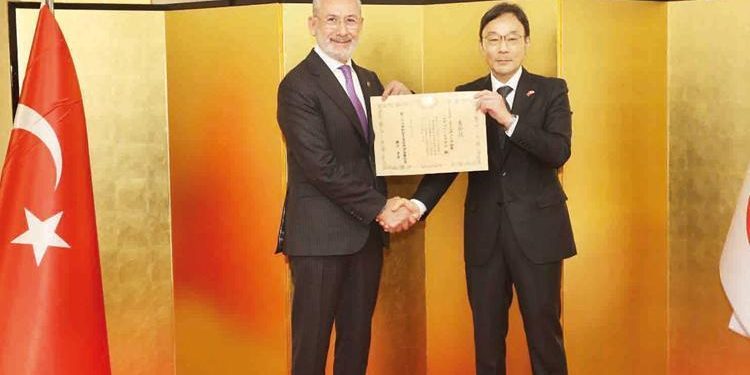 Fuat Tosyalı’ya Japonya Büyükelçiliği’nden ödül