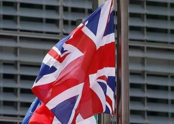 İngiltere teknik resesyona girdi