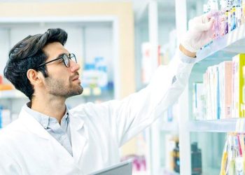 İngiltere’de eczanede muayene devri