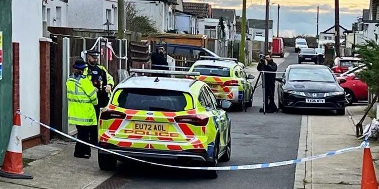 İngiltere’de fecî olay: Torununu ziyaret eden bayan, kendisine saldıran köpekler tarafından öldürüldü