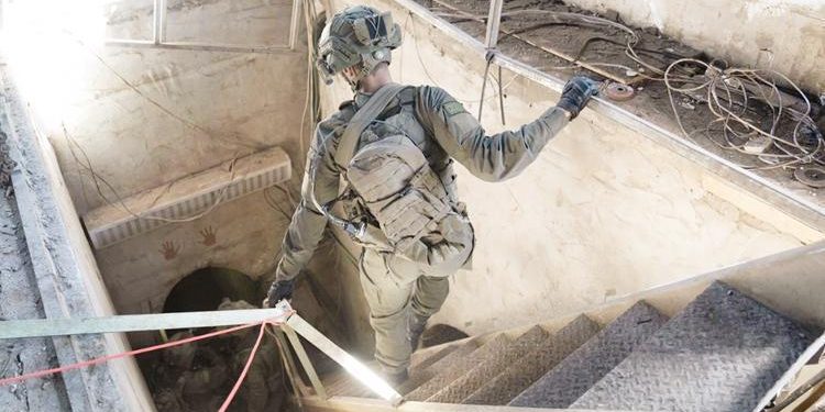 İsrail rehinelere radyoyla ulaşacak