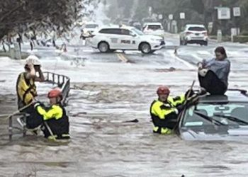 Kaliforniya alarma geçti! 8 ilçede acil durum ilan edildi