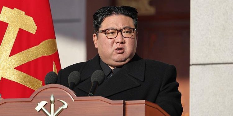 Kim’den tansiyonu yükseltecek kelamlar: Güney Kore ile barış müzakere yoluyla elde edilemez”